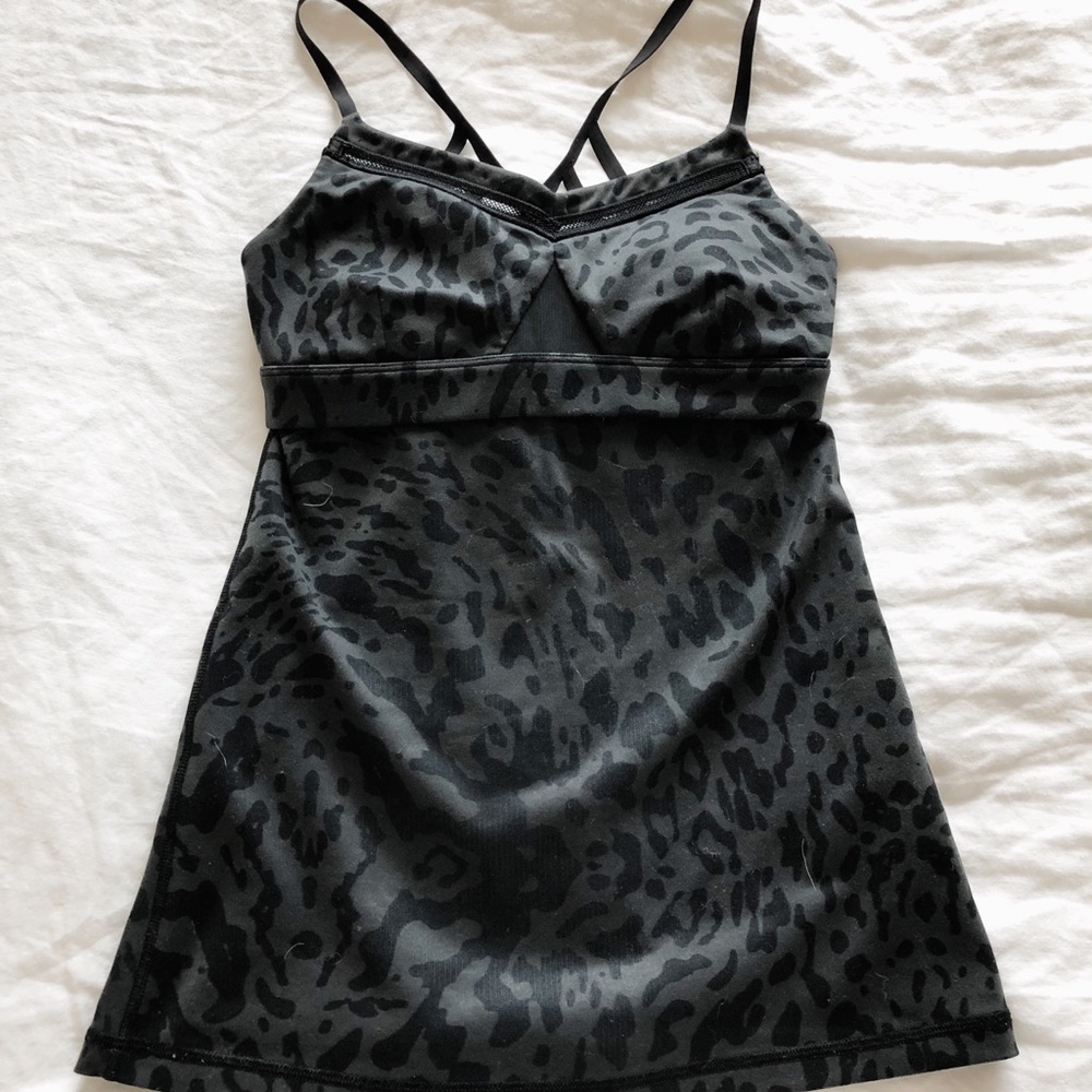 Lululemon Black Camo Top